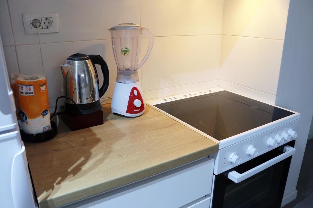 Spacious Modern Apartment Kisela Voda スコピエ エクステリア 写真